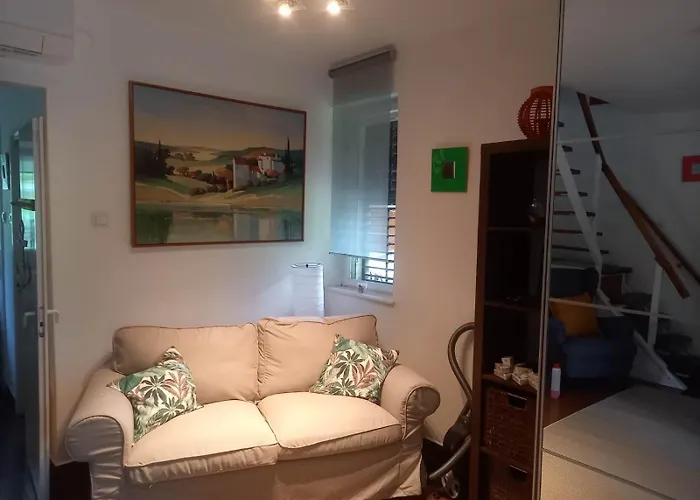 Hegyi Nyaralo Balatonszárszó